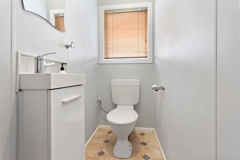 Photo of property in 14 George Place, Tokoroa, 3420