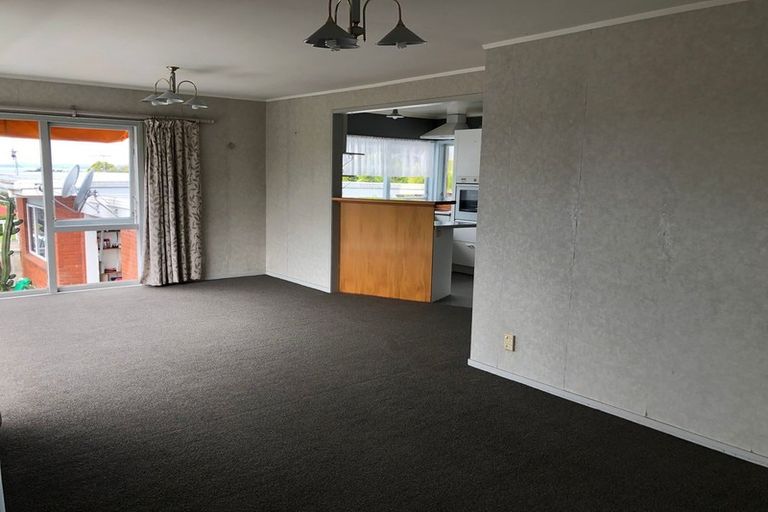 Photo of property in 2/7 Chilton Place, Howick, Auckland, 2014