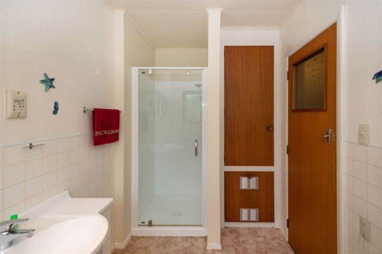 Photo of property in 50b Milton Terrace, Picton, 7220