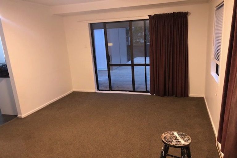 Photo of property in 1277a High Street, Taita, Lower Hutt, 5011