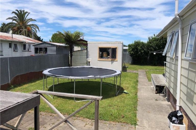 Photo of property in 16 Kowhai Place, Wairoa, 4108