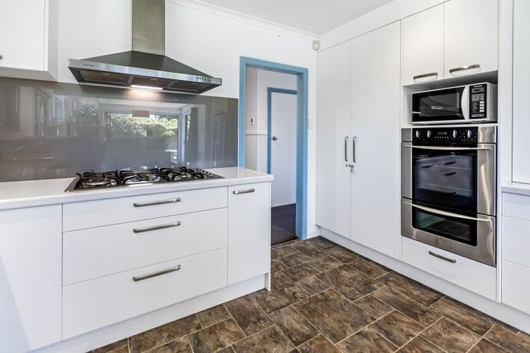 Photo of property in 32 Porikapa Road, Owhata, Rotorua, 3010