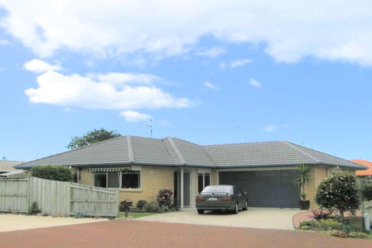 Photo of property in 8 Evergreen Glade, Papamoa Beach, Papamoa, 3118