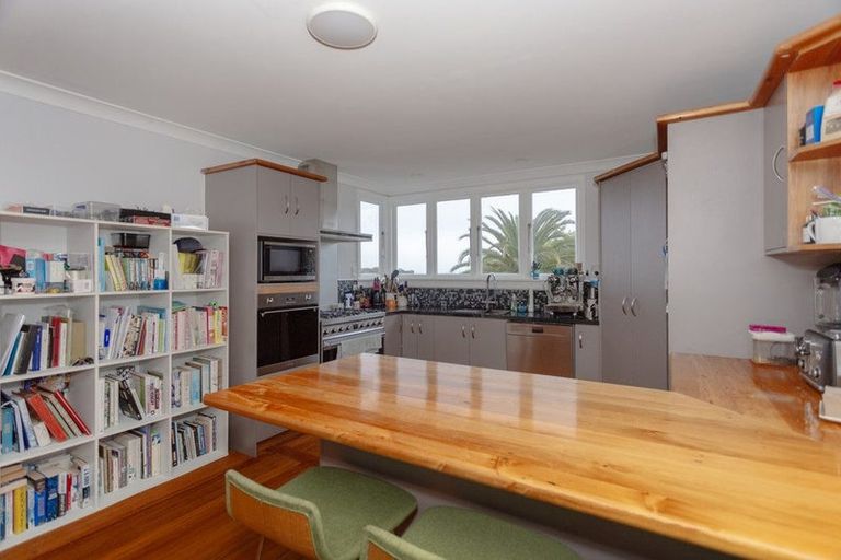 Photo of property in 9 Queens Crescent, Oamaru, 9400