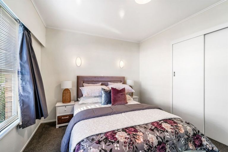 Photo of property in 2/53 Richards Avenue, Forrest Hill, Auckland, 0620