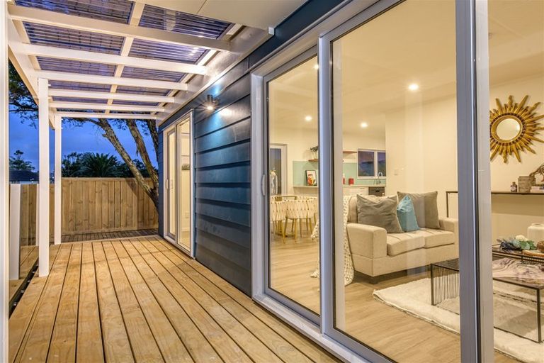 Photo of property in 3/42 Pomaria Road, Henderson, Auckland, 0610