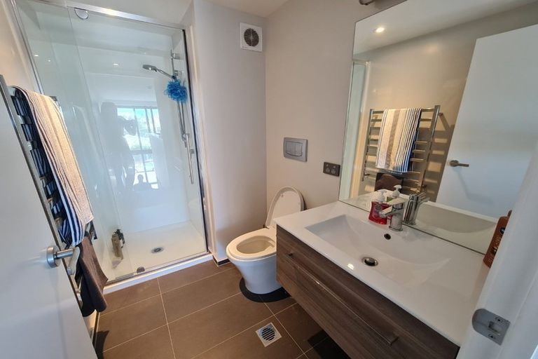 Photo of property in 10/436 Maunganui Road, Mount Maunganui, 3116