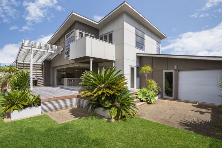 Photo of property in 404 Harbour View Road, Whangamata, 3620