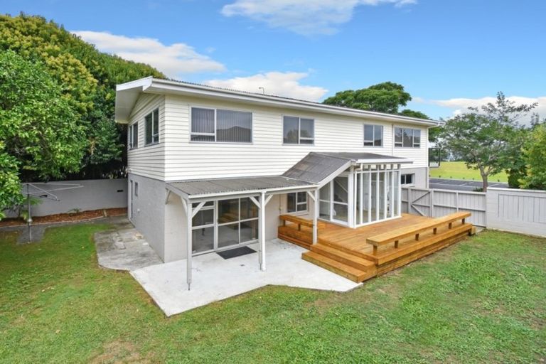 Photo of property in 31 Domain Road, Weymouth, Auckland, 2103