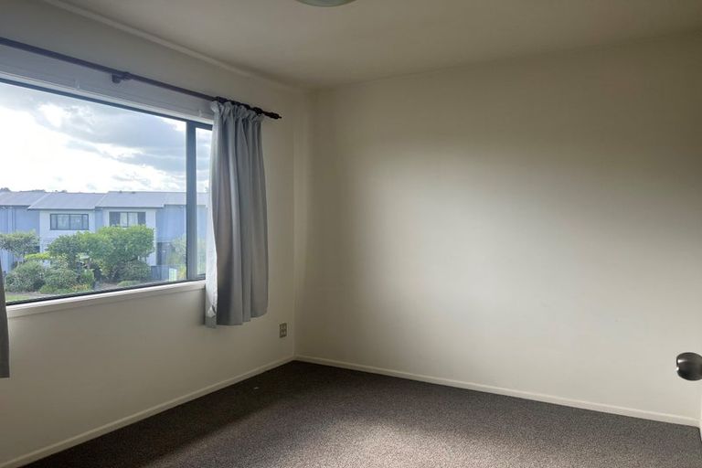 Photo of property in 44/2 Armoy Drive, East Tamaki, Auckland, 2016