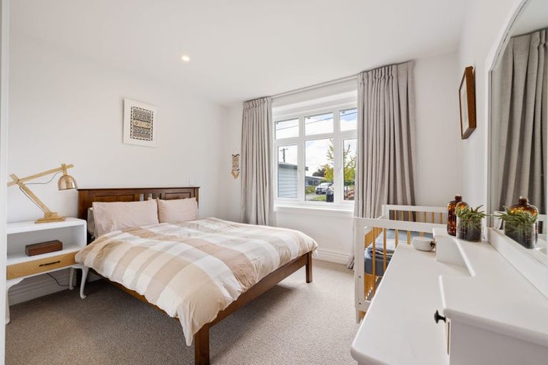 Photo of property in 36 Ngaio Street, Saint Martins, Christchurch, 8022