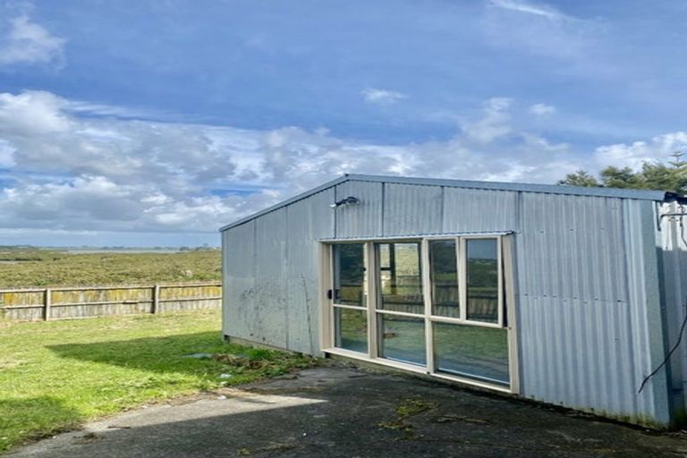 Photo of property in 17 Montego Place, Weymouth, Auckland, 2103