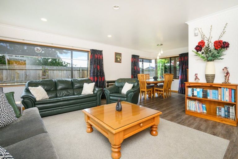 Photo of property in 1 Rose Place, Awapuni, Palmerston North, 4412