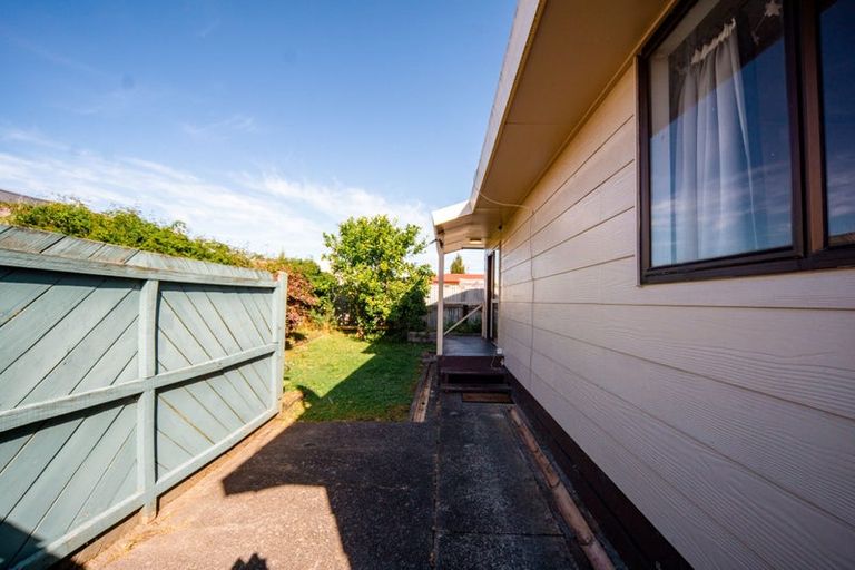 Photo of property in 76d Bandon Street, Frankton, Hamilton, 3204