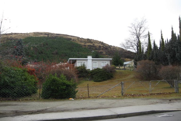 Photo of property in 30 Stewart Street, Frankton, Queenstown, 9300