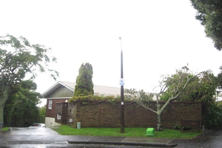 Photo of property in 14 Chilton Place, Howick, Auckland, 2014