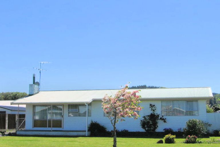 Photo of property in 7 Leon Street, Riverdale, Gisborne, 4010