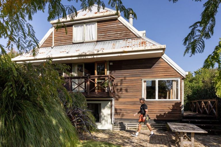 Photo of property in 54 Resolution Road, Welcome Bay, Tauranga, 3112