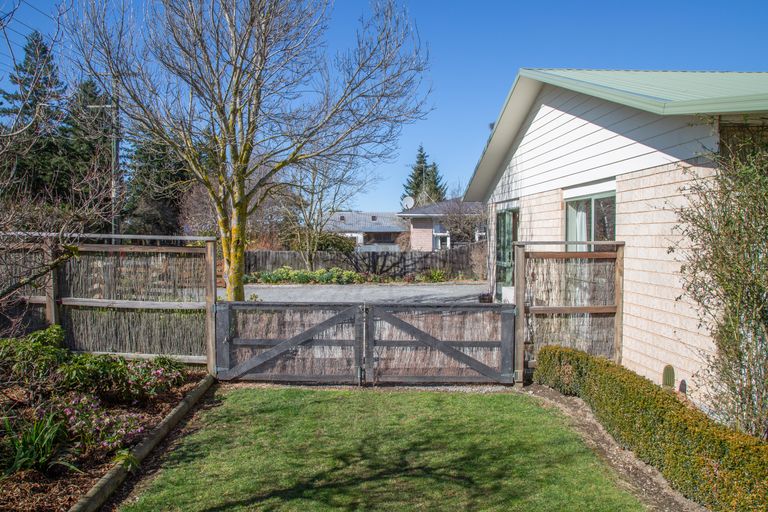 Photo of property in 29 Hororata Road, Hororata, Darfield, 7572