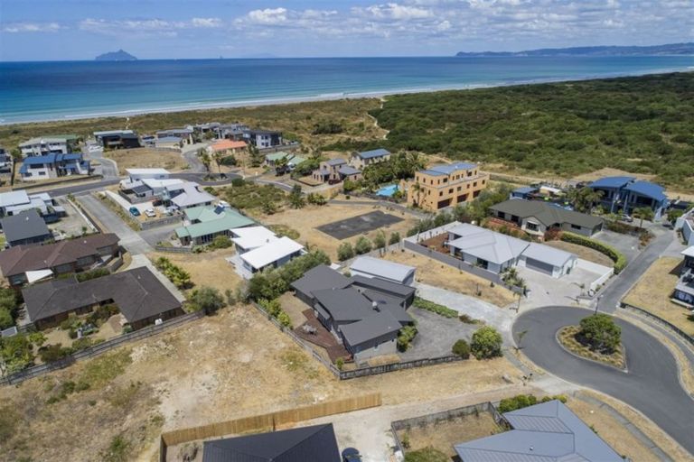 Photo of property in 15 Kihi Place, Ruakaka, 0116