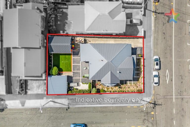 Photo of property in 6 Wha Street, Lyall Bay, Wellington, 6022