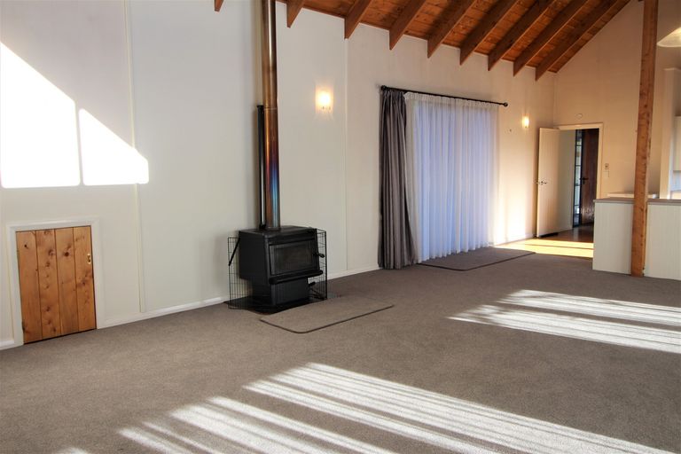 Photo of property in 154 Hillview Road, Alexandra, 9391