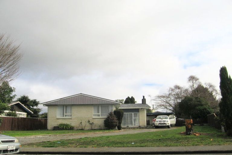 Photo of property in 69 Folkestone Drive, Flaxmere, Hastings, 4120