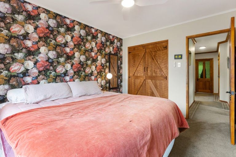 Photo of property in 5 Bosworth Street, Egmont Village, 4372