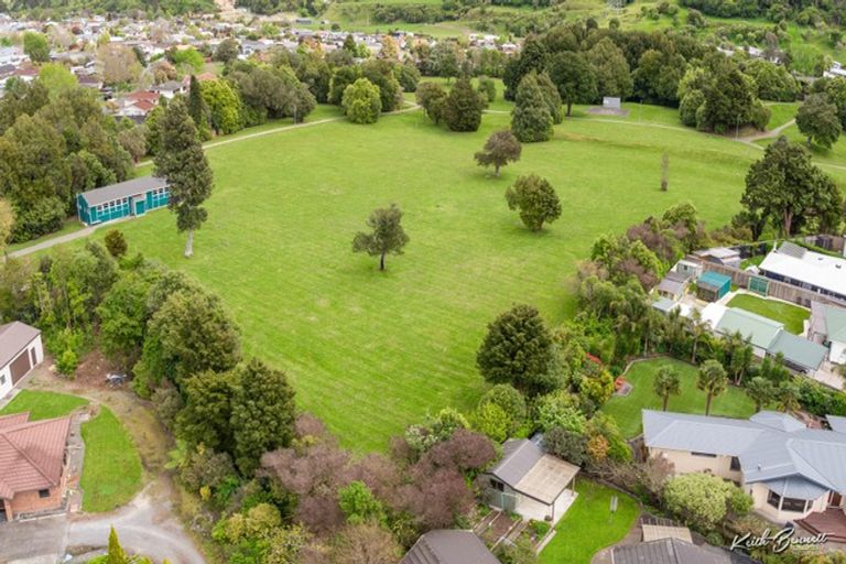 Photo of property in 21 Galveston Grove, Totara Park, Upper Hutt, 5018
