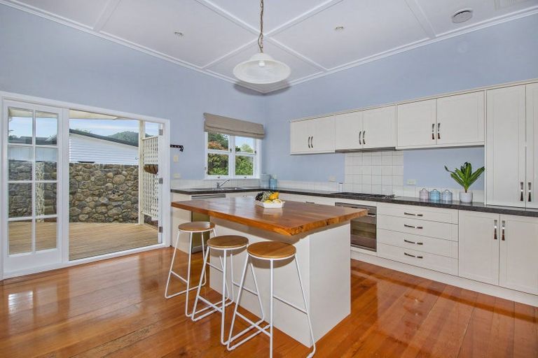 Photo of property in 11 Kent Road, Regent, Whangarei, 0112