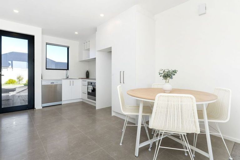 Photo of property in 17a Malaga Crescent, Harewood, Christchurch, 8051