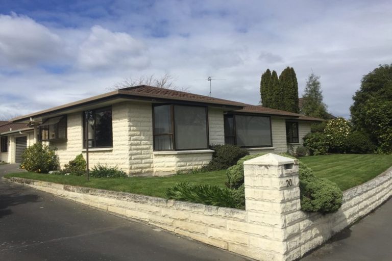 Photo of property in 20a Glenburn Place, Avonhead, Christchurch, 8042