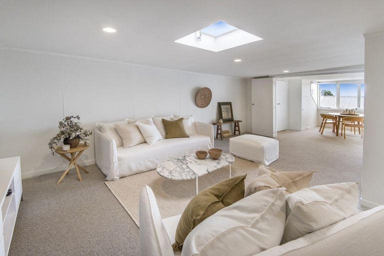 Photo of property in 126 Calliope Road, Stanley Point, Auckland, 0624