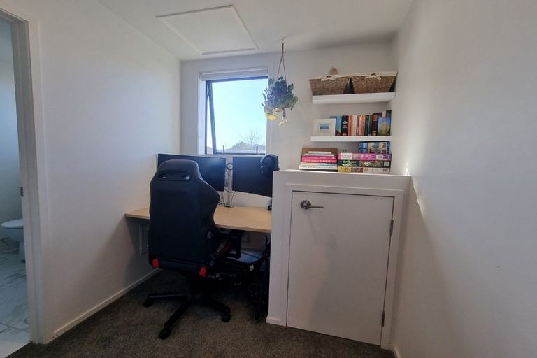 Photo of property in 4/45 Vera Road, Te Atatu South, Auckland, 0610