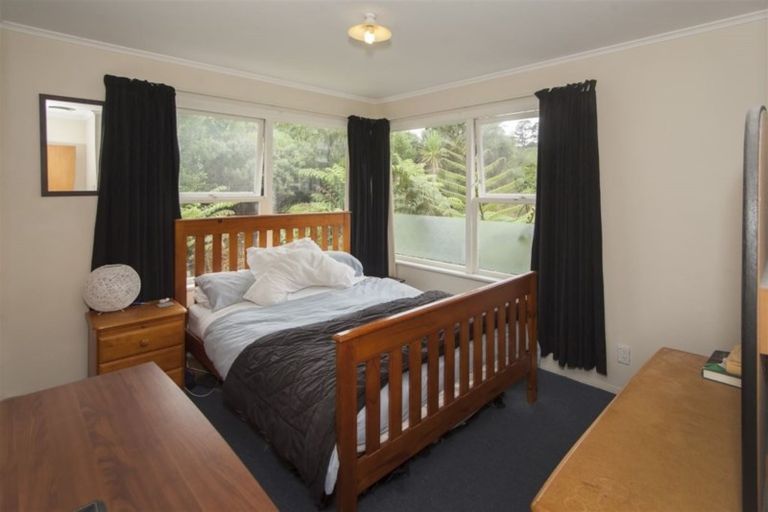 Photo of property in 643a Swanson Road, Swanson, Auckland, 0612