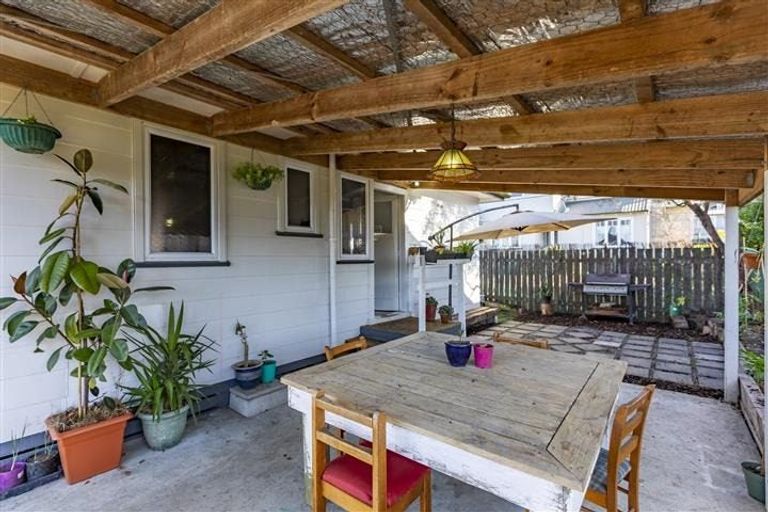 Photo of property in 82a Porangahau Road, Waipukurau, 4200