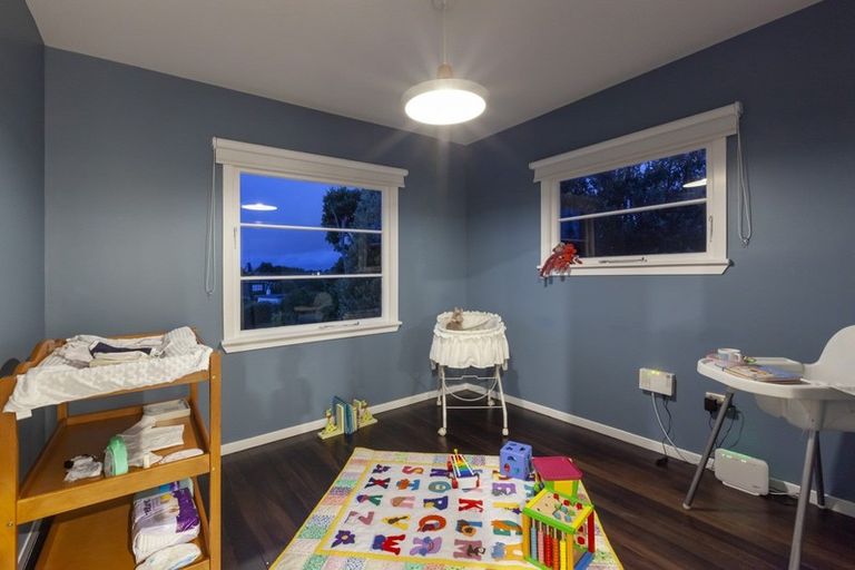 Photo of property in 12 Allen Road, Raumati Beach, Paraparaumu, 5032