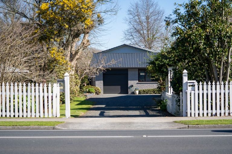 Photo of property in 147a Victoria Street, Cambridge, 3434