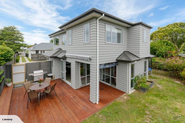 Photo of property in 36a Kervil Avenue, Te Atatu Peninsula, Auckland, 0610