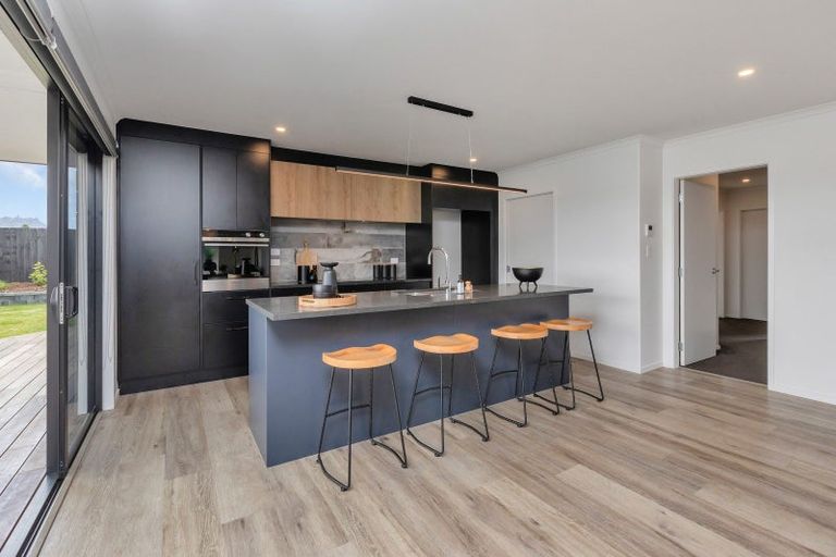 Photo of property in 25 Kitemaunga Avenue, One Tree Point, 0118