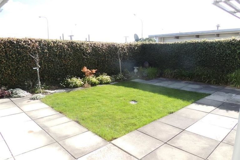 Photo of property in 84b Charles Street, Westshore, Napier, 4110