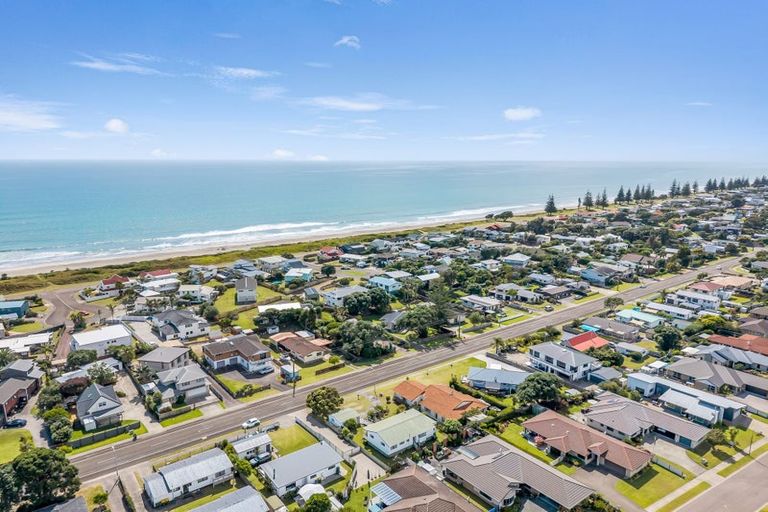 Photo of property in 84 Harbour Road, Ohope, 3121