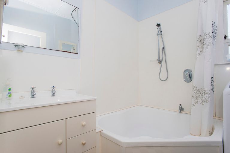 Photo of property in 536 Gladstone Road, Te Hapara, Gisborne, 4010