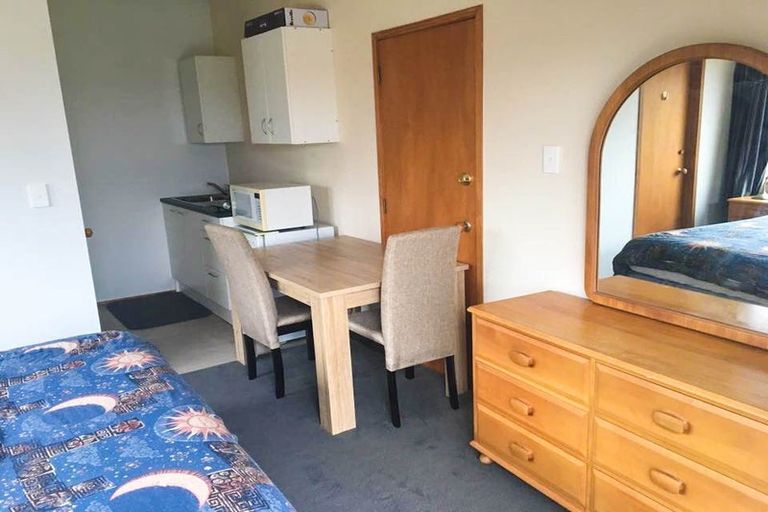 Photo of property in 8 Ilex Place, Totara Heights, Auckland, 2105