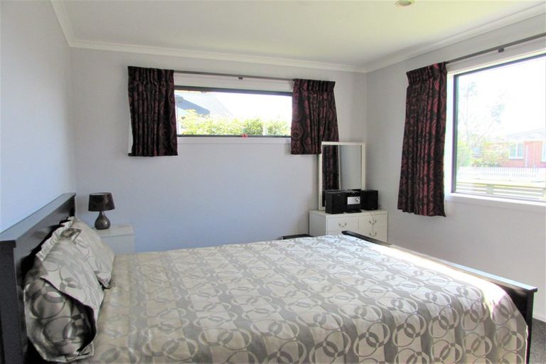 Photo of property in 3a Oxford Crescent, Ebdentown, Upper Hutt, 5018