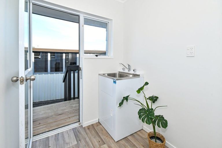 Photo of property in 1/5 Navigator Place, Papatoetoe, Auckland, 2025