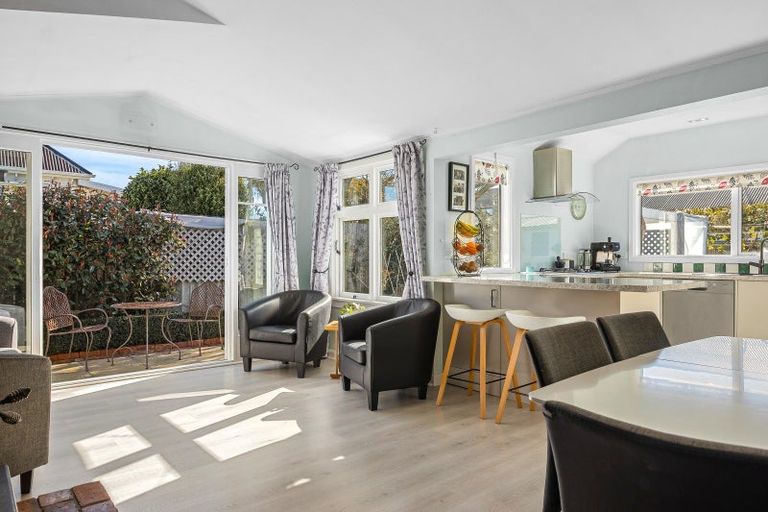 Photo of property in 6 Seddon Street, Rangiora, 7400