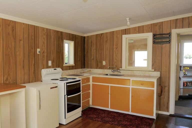 Photo of property in 132 Bradshaws Road, Waimate, 7980