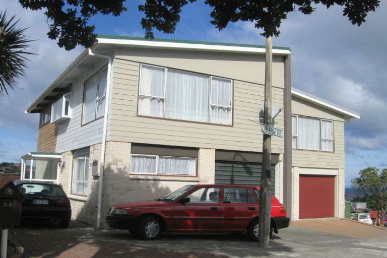 Photo of property in 36 Akaroa Drive, Maupuia, Wellington, 6022