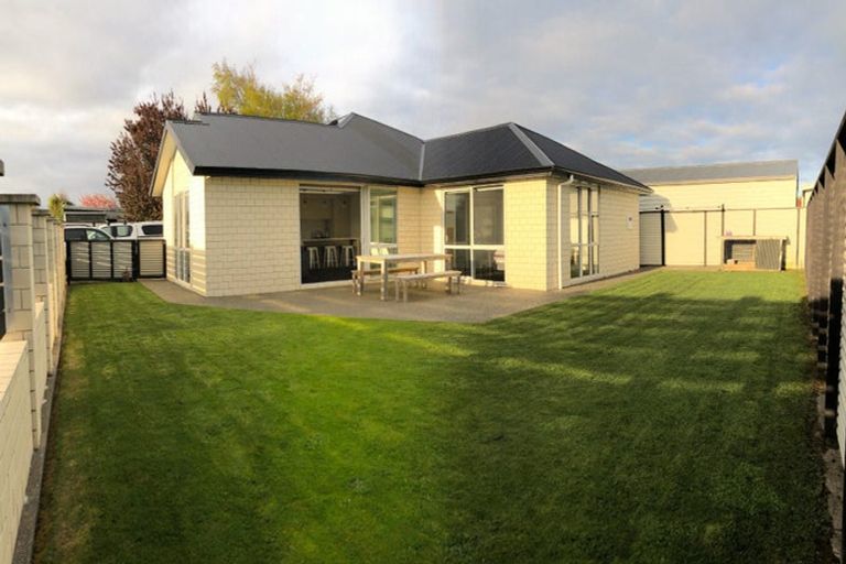 Photo of property in 51 Holloway Street, Waikiwi, Invercargill, 9810
